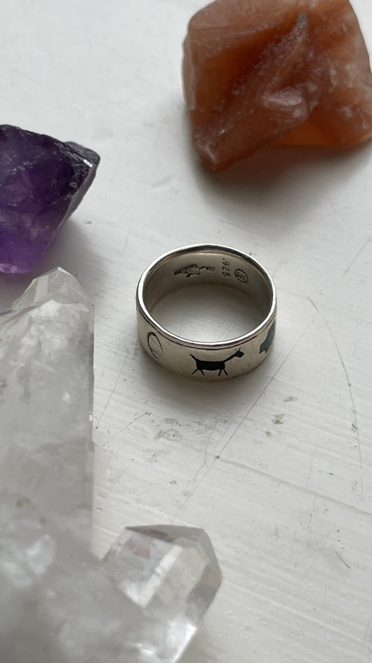 Story Teller Ring