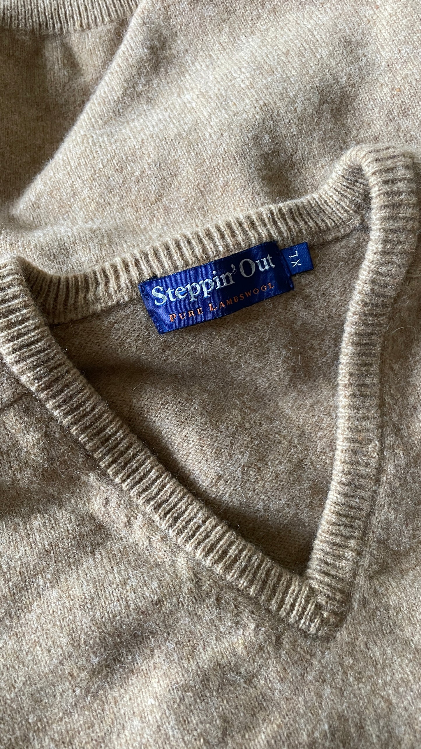 Gentlemen’s V Neck Jumper