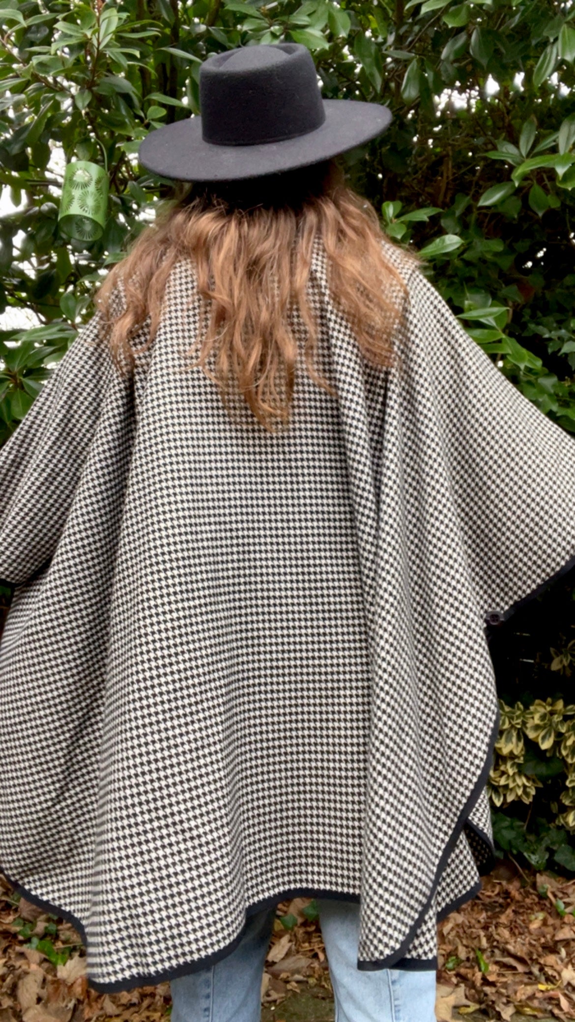 Houndstooth Cape