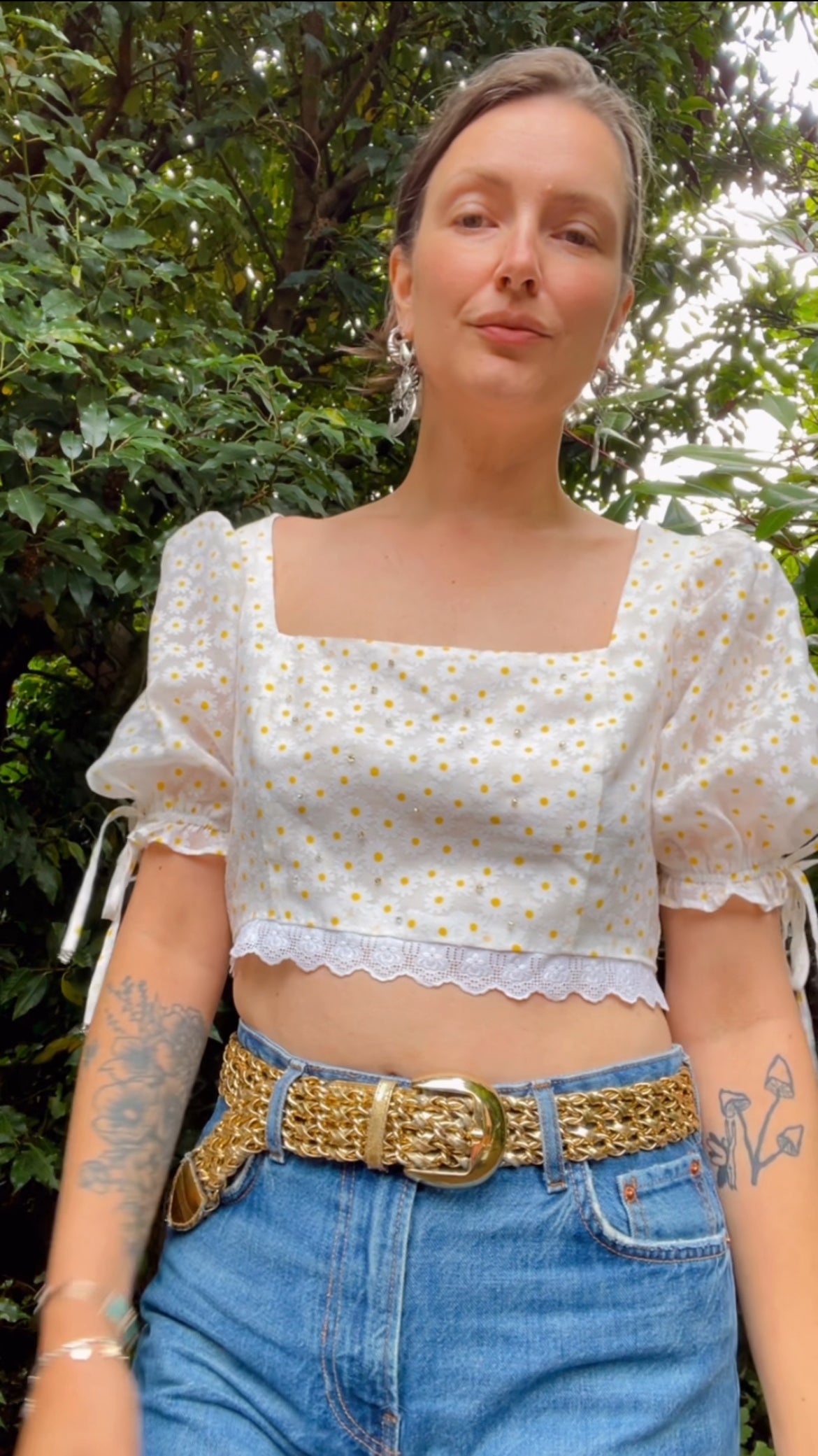 Reworked • Daisy & Bow Top