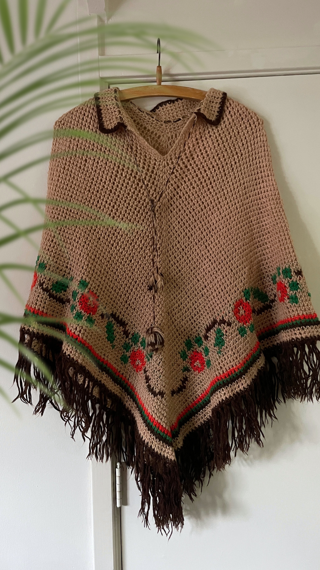 60s Roses Poncho