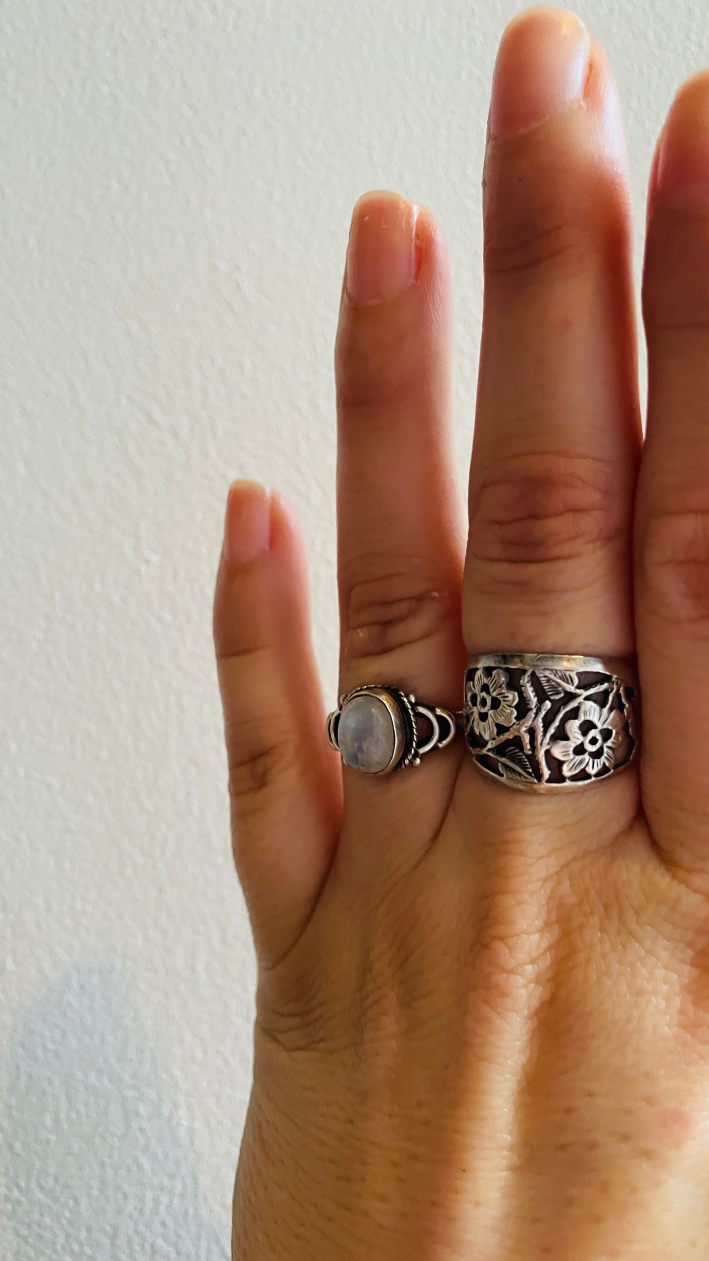 Everlasting flowers ring