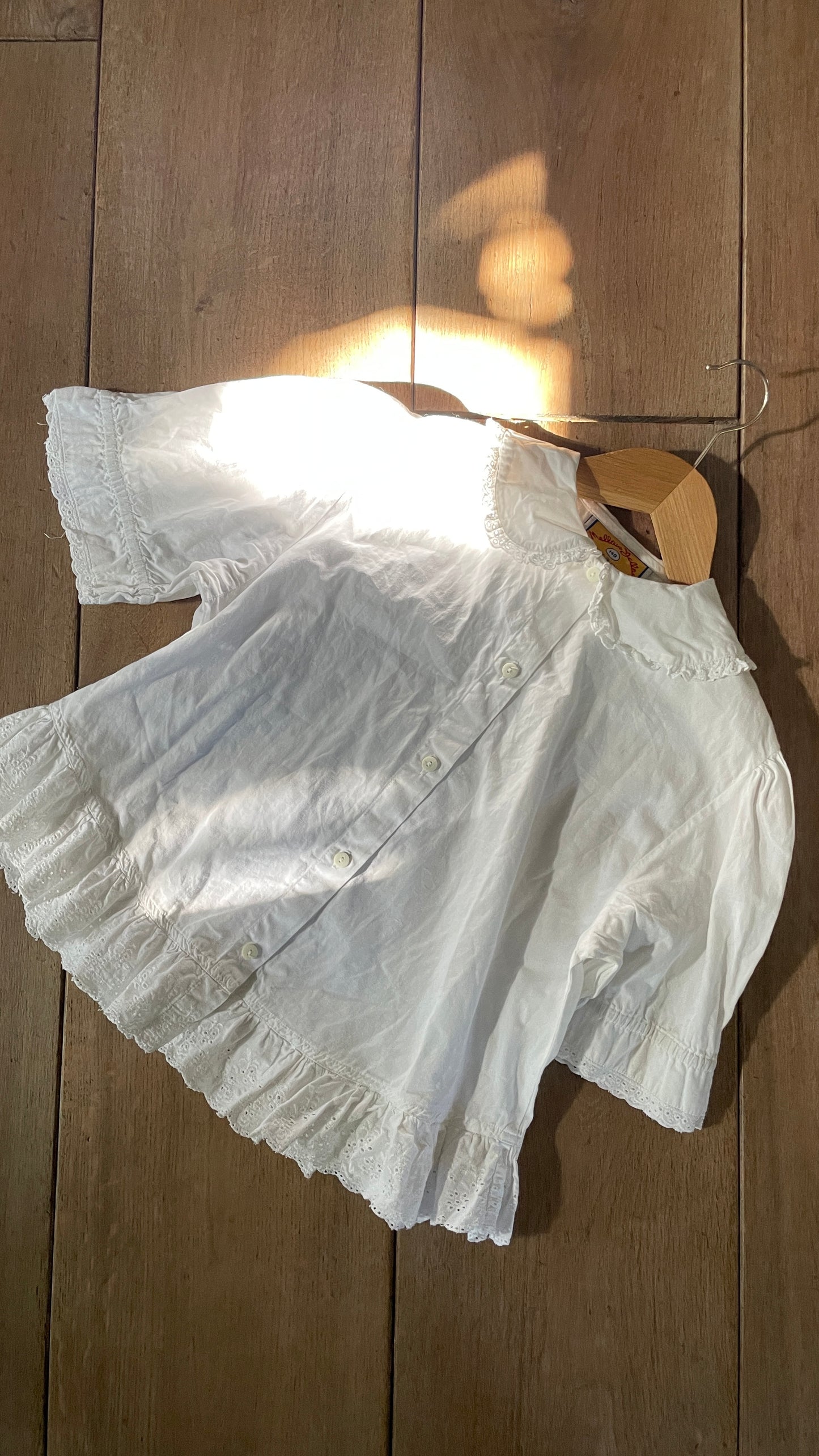 Broderie Anglaise Top