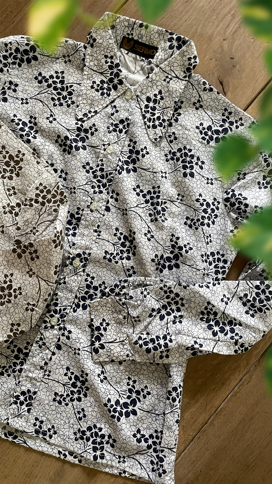 60s Dagger Collar Shirt