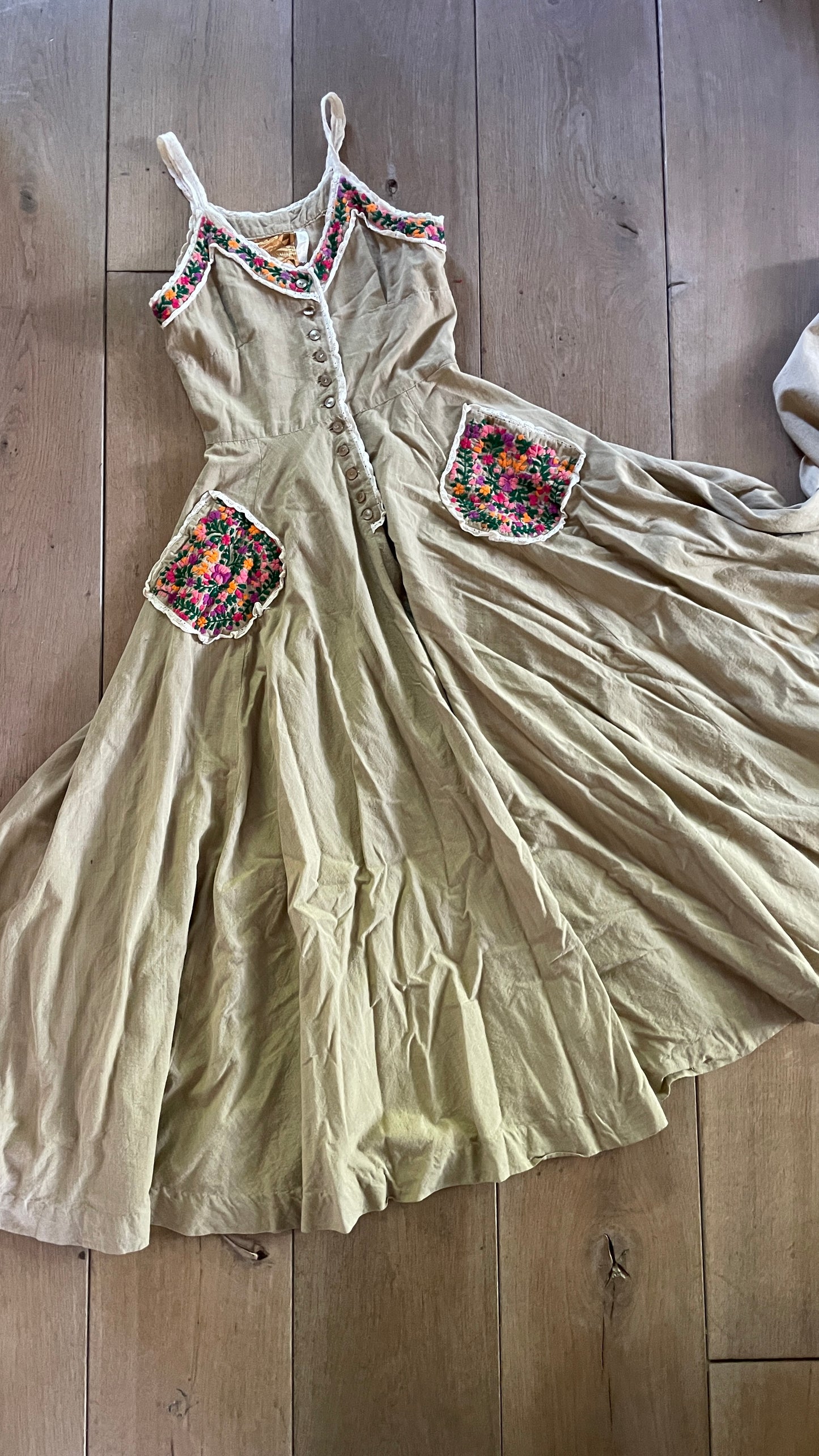 Girasol Embroidery Maxi Dress