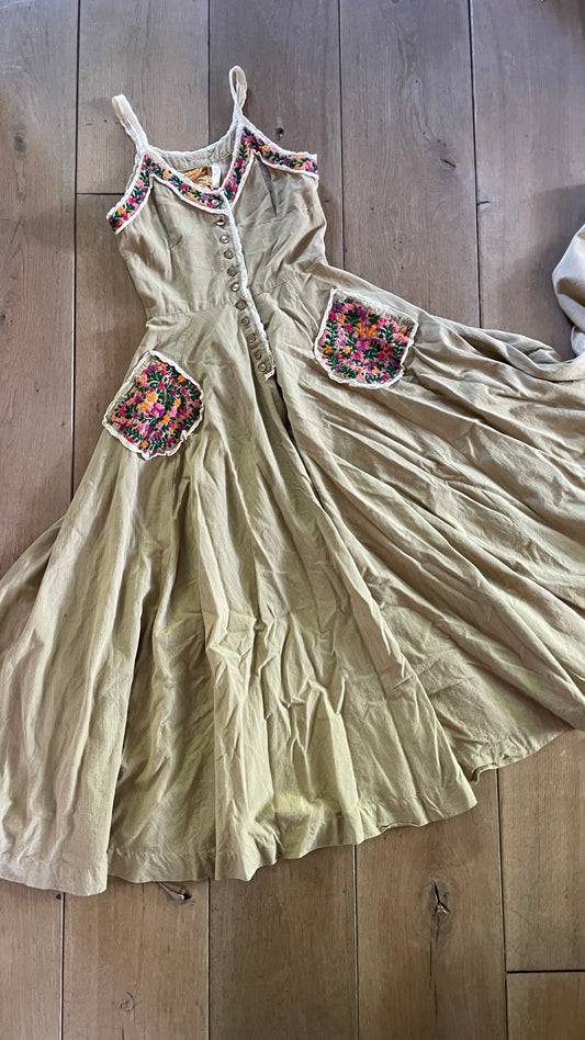 Girasol Embroidery Maxi Dress