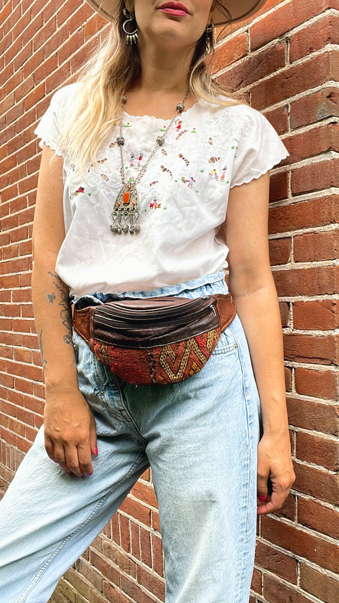 Mexican embroidery top