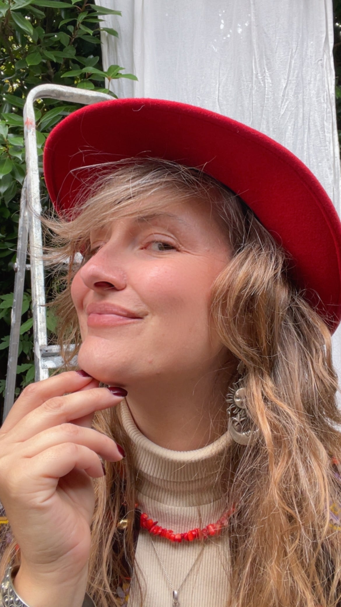 Red Wool Bowl Hat