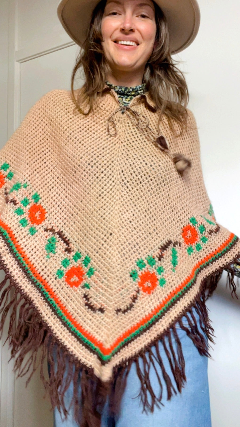 60s Roses Poncho