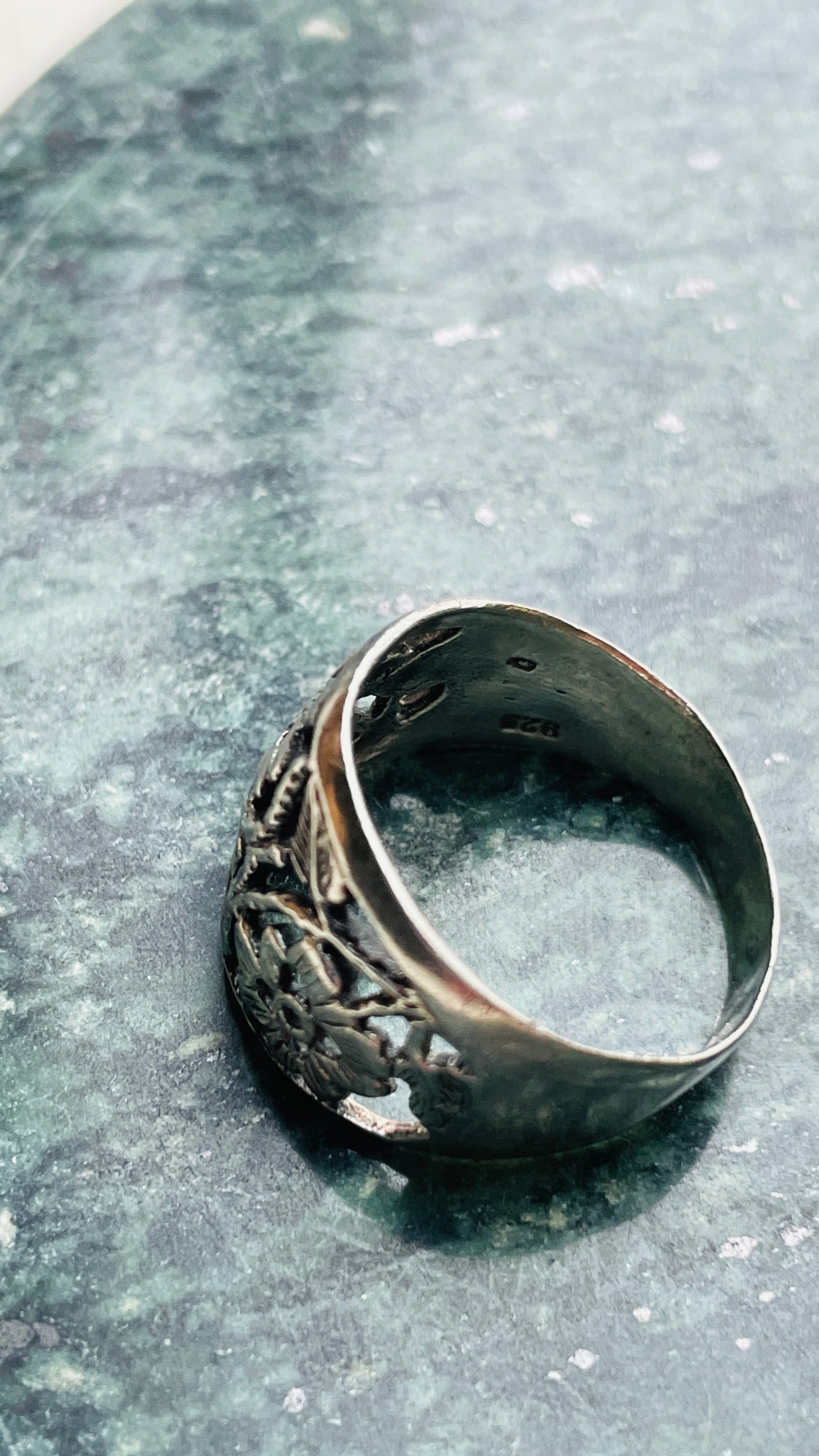 Everlasting flowers ring