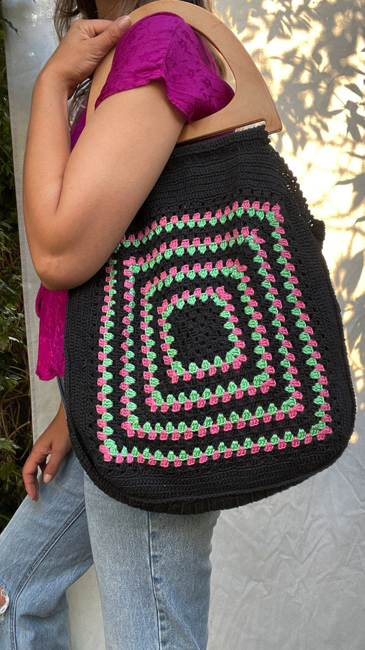 Retro Crochet Shopper