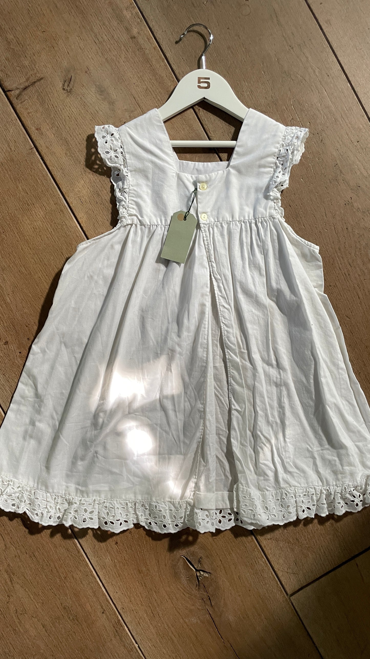 Broderie Apron