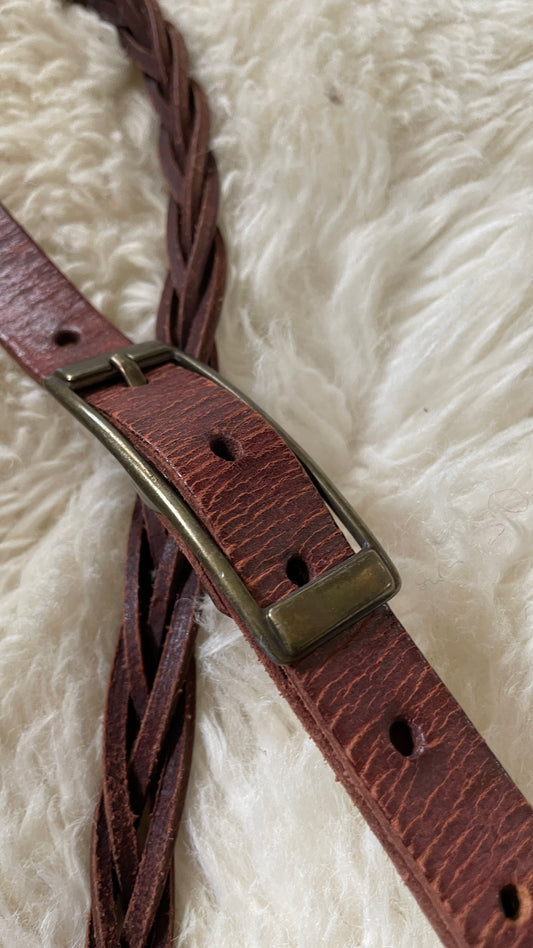 Thin woven belt