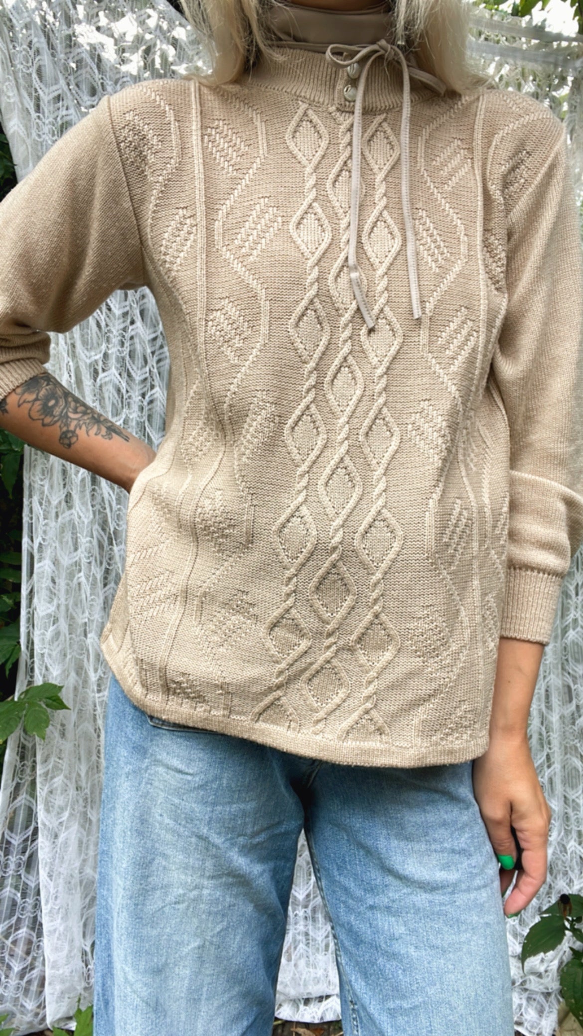 Cable knit