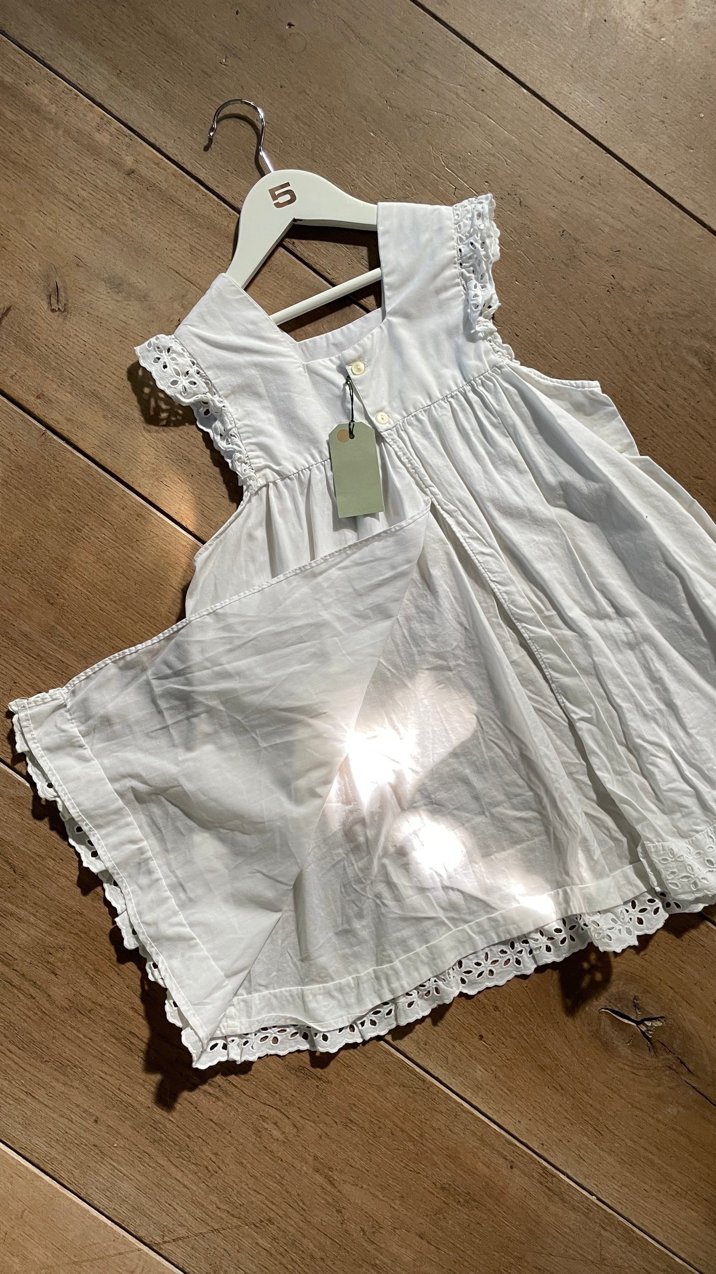 Broderie Apron