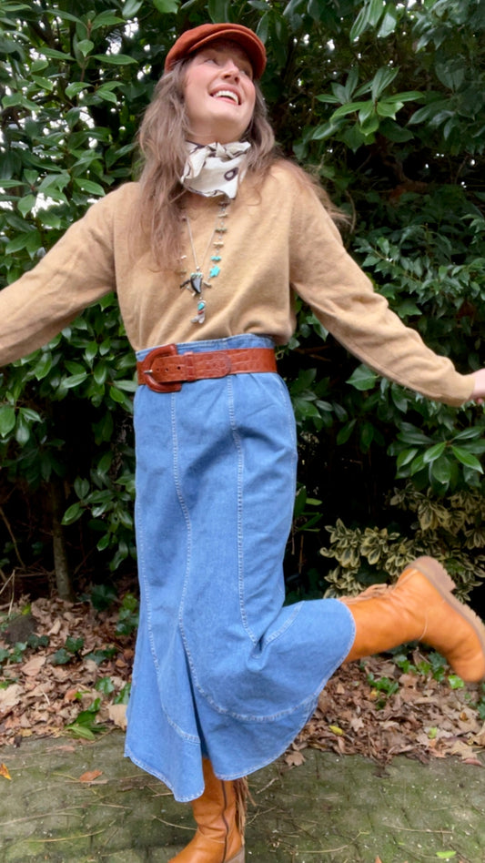 Gentlemen’s V Neck Jumper