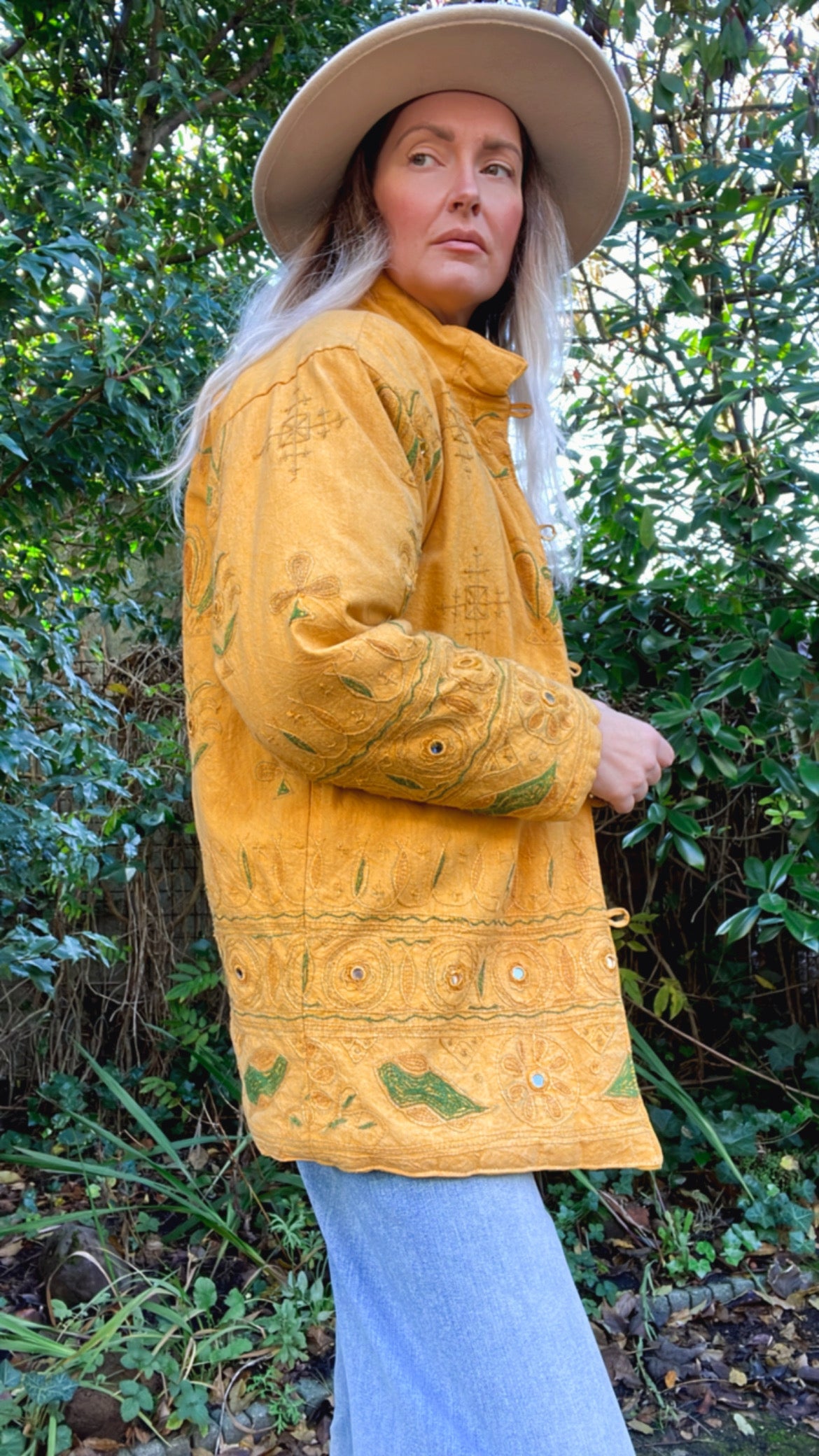 Mirror embroidered jacket