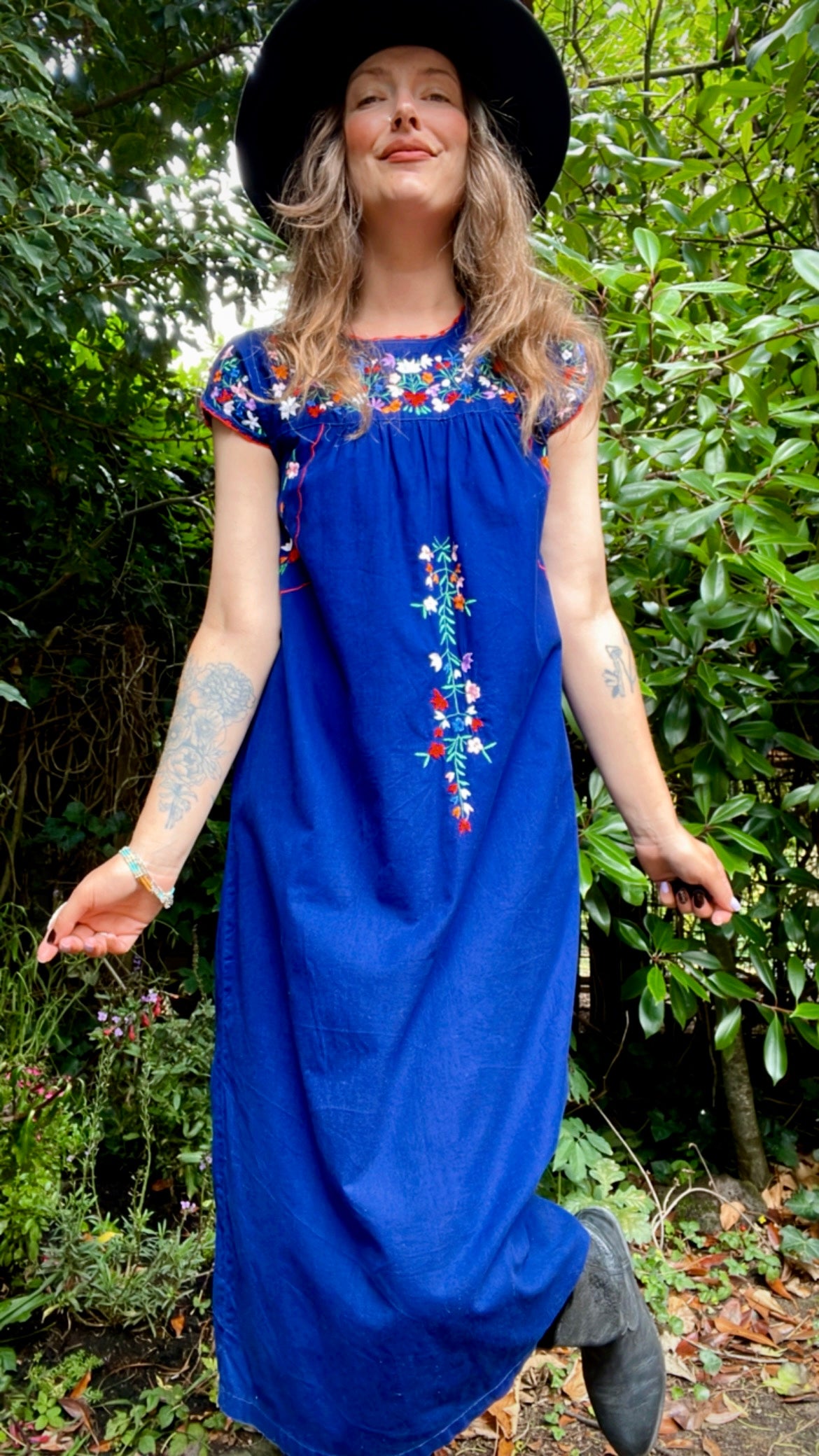 Embroidery Maxi Dress