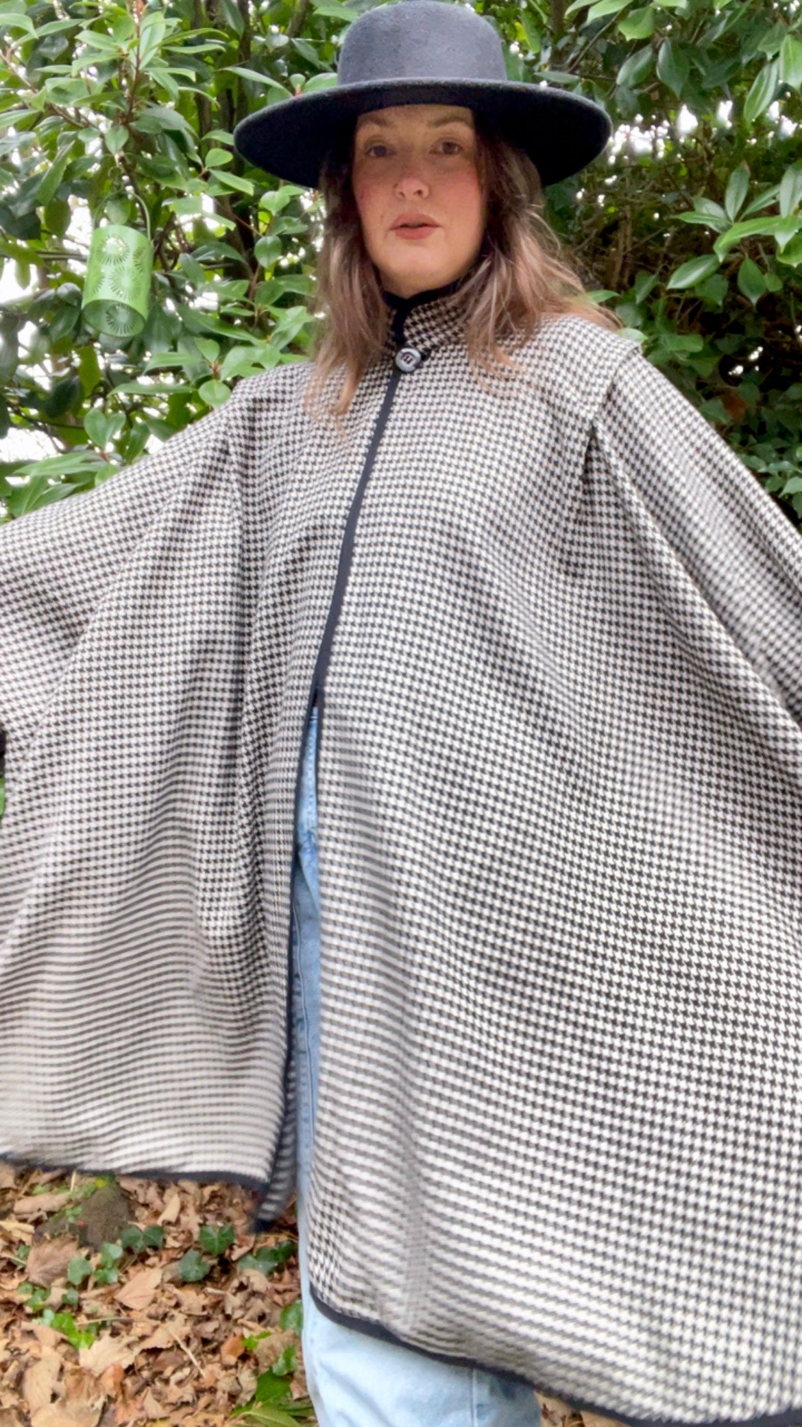 Houndstooth Cape