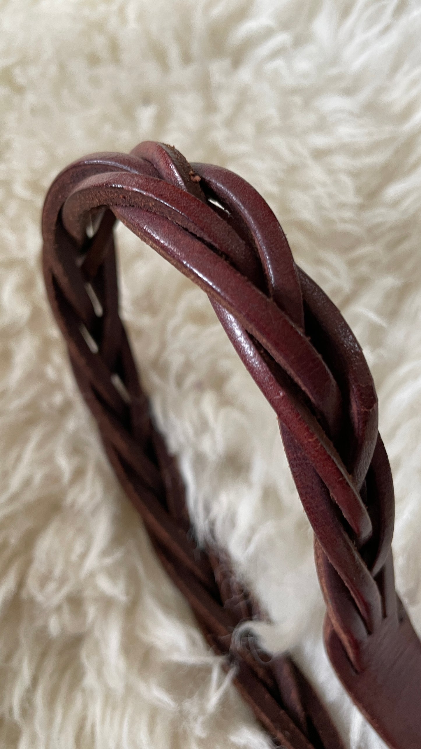 Thin woven belt