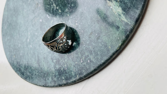 Everlasting flowers ring