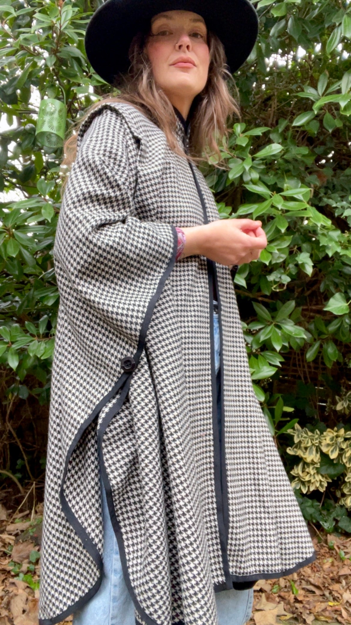 Houndstooth Cape