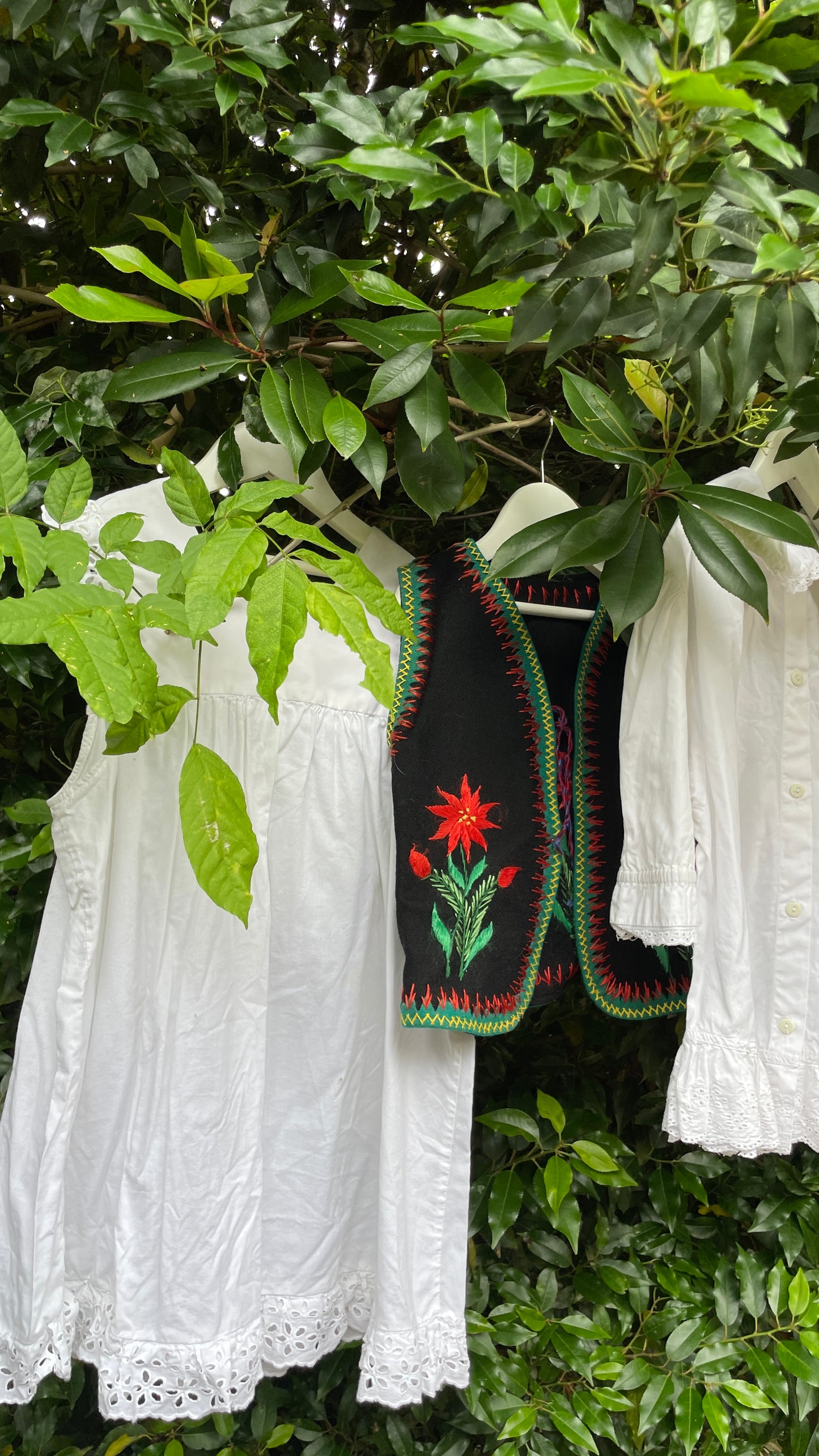Broderie Apron