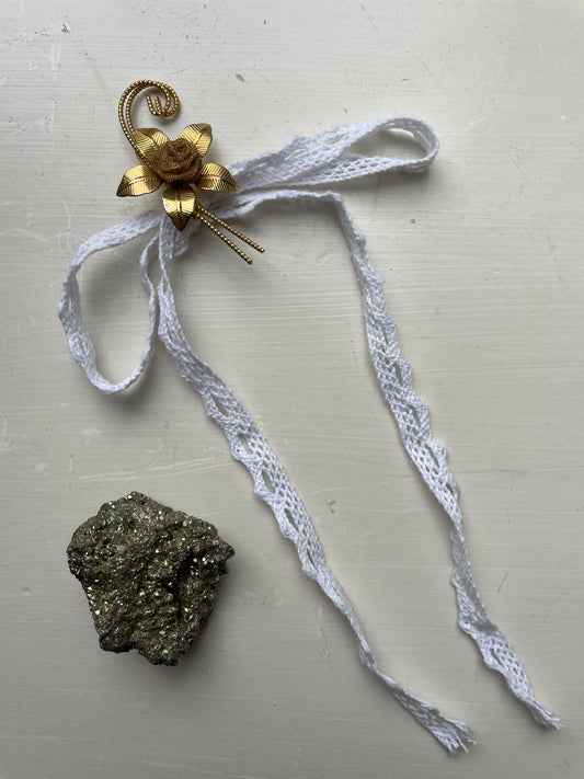 Pin & Lace