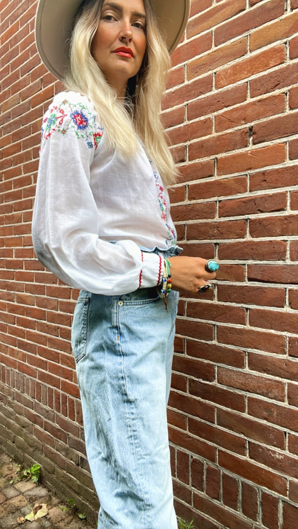 60s embroidered top